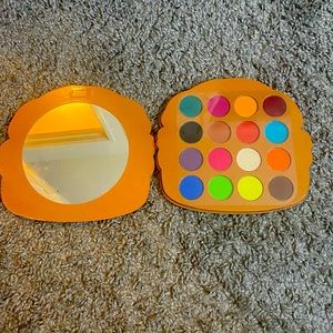 BOMB BURGER EYESHADOW PALETTE